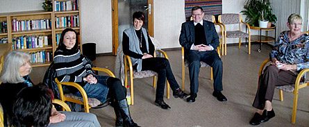 Familienfreizeit Michaelshof 2011 (Bild: Gesprächsrunde)