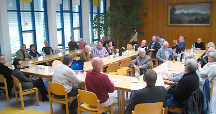 Mitgliederversammlung 2011 [Bild: Versammlung]